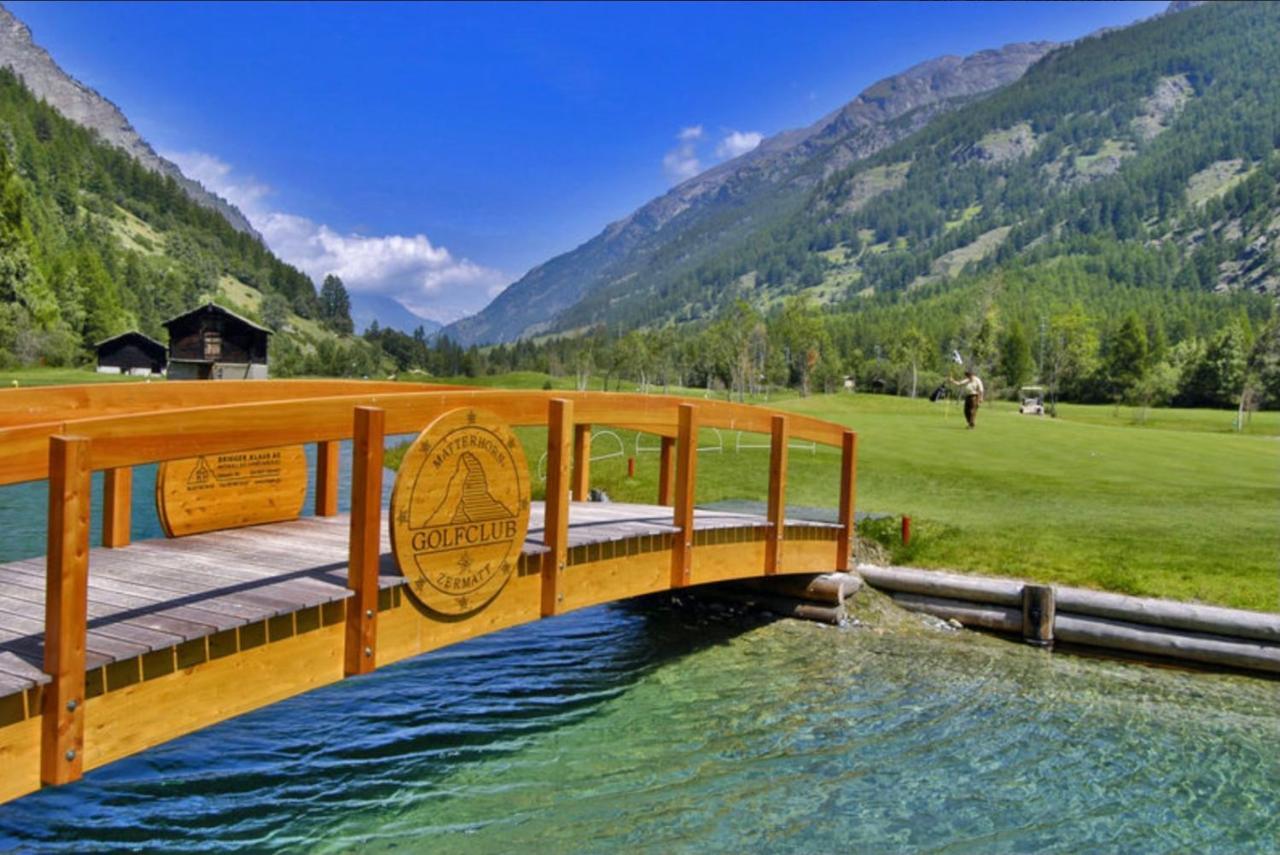 Apartment Moderne Dachwohnung Naehe Zermatt Mit Balkon *