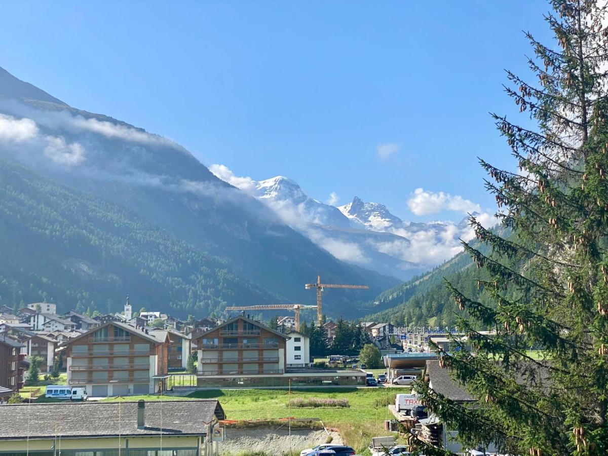 Moderne Dachwohnung Naehe Zermatt Mit Balkon * Tasch