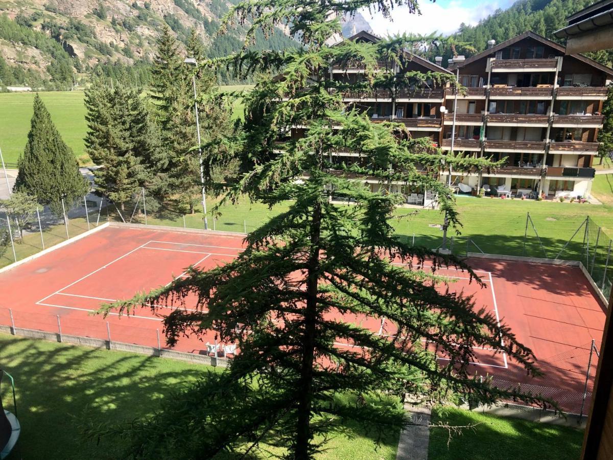Apartment Moderne Dachwohnung Naehe Zermatt Mit Balkon *