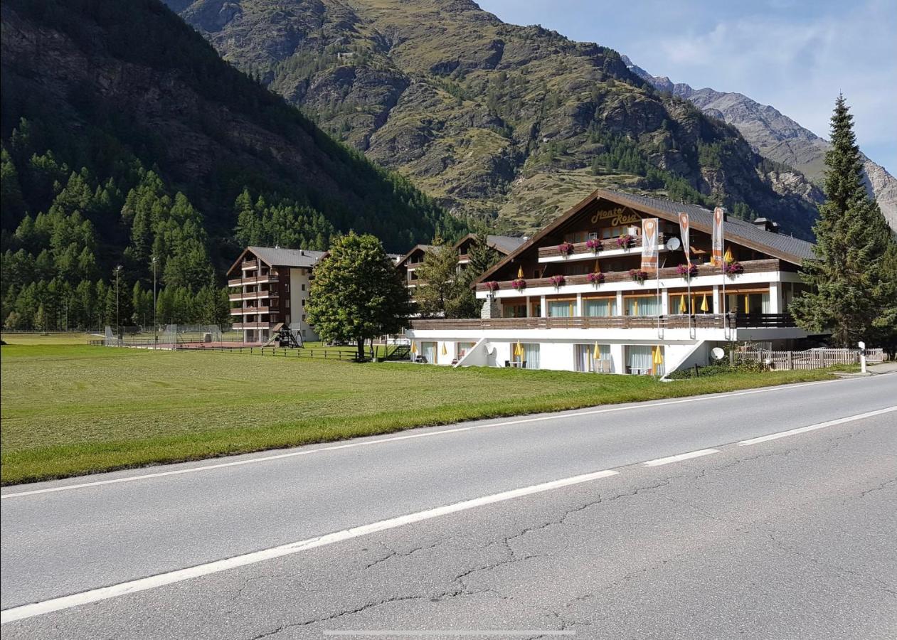 Moderne Dachwohnung Naehe Zermatt Mit Balkon Tasch